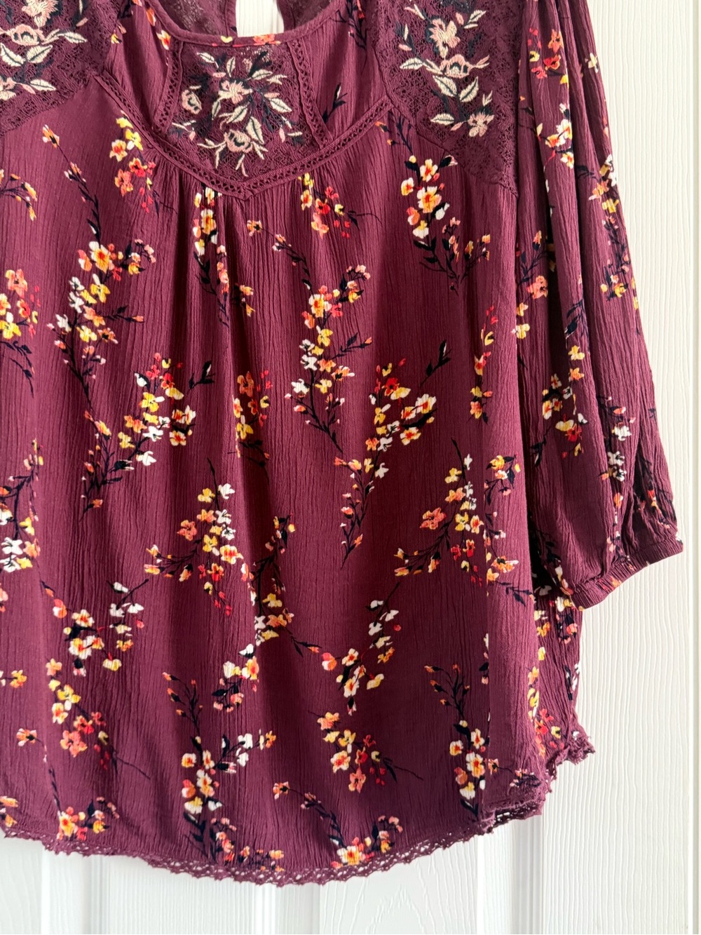 🍁 Mason & Belle Boho Floral Lace Yoke Blouse - Plum 1X - Picture 6 of 8